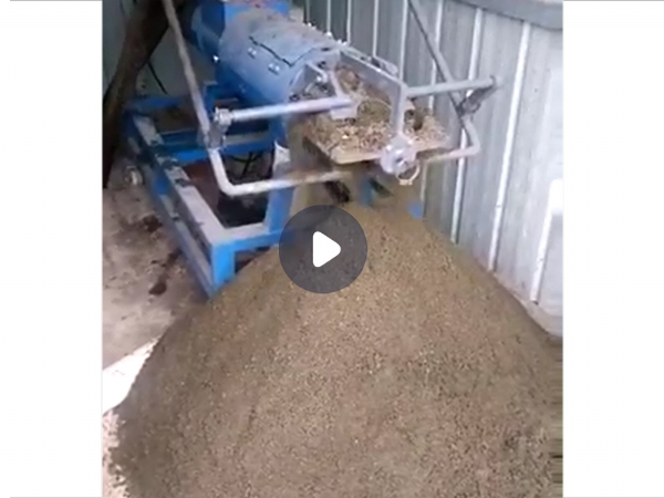 东致环保-固液分离机视频